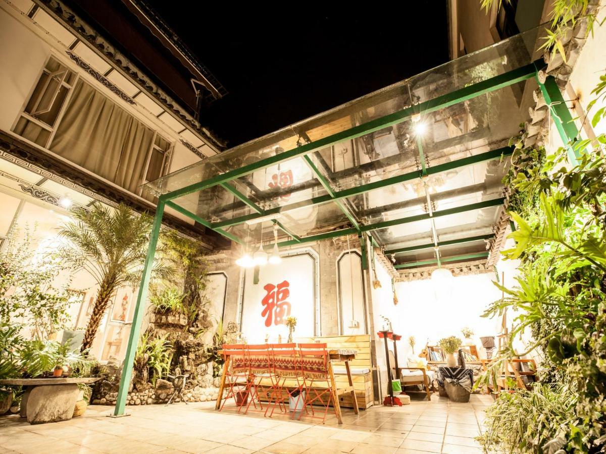 Early Spring Hotel Dali  Exterior photo